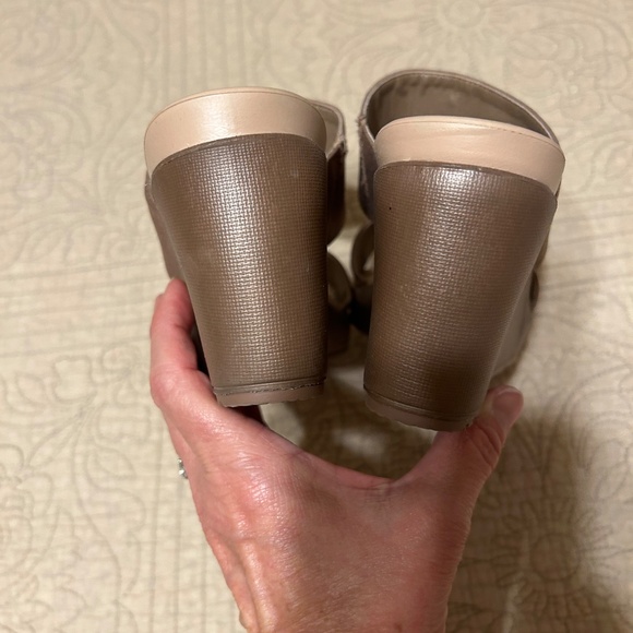 Crocs Wedge Heel  Sandals - Picture 6 of 7